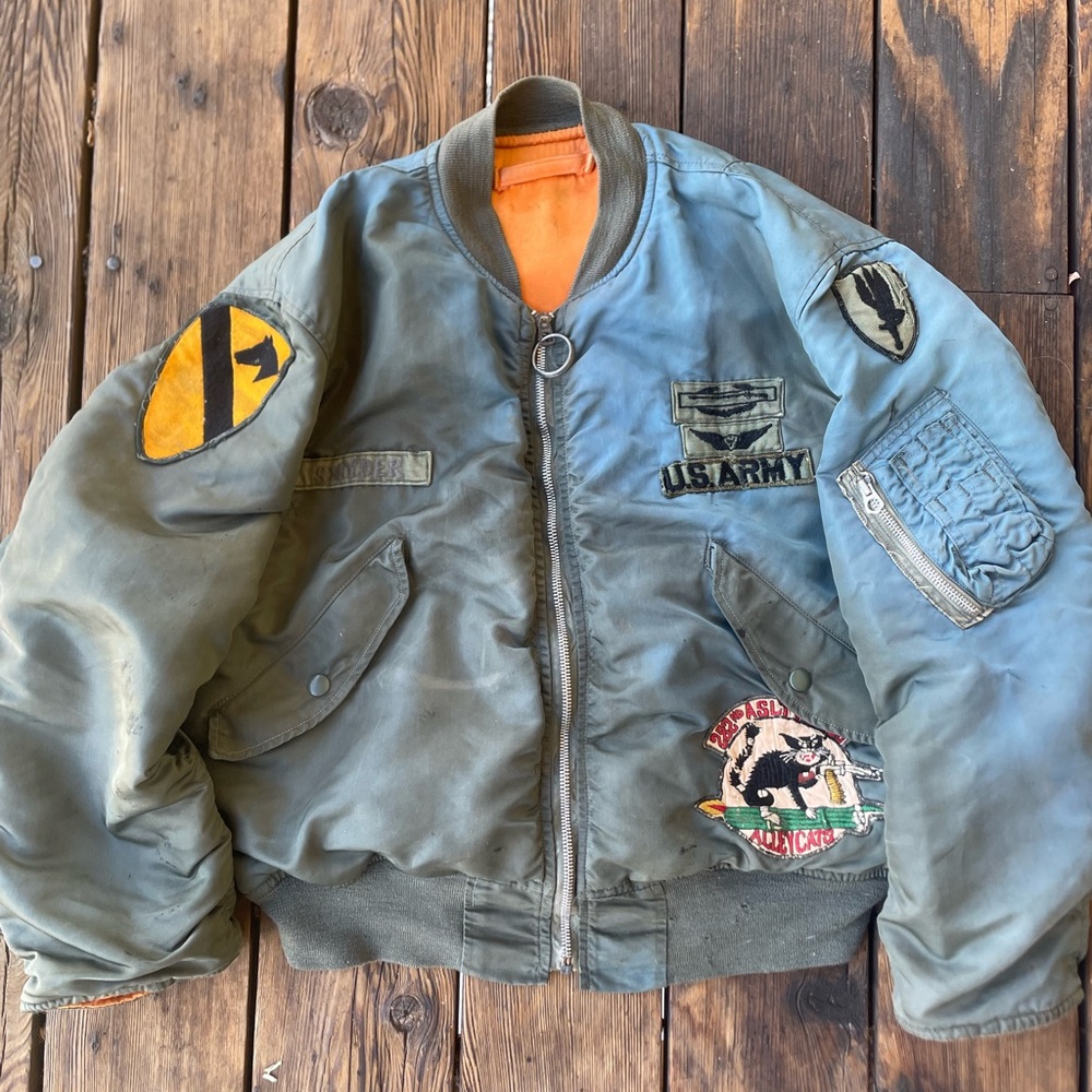 Vintage 1970s Viet Era USAF Alpha Industries Inc Jacket size Large